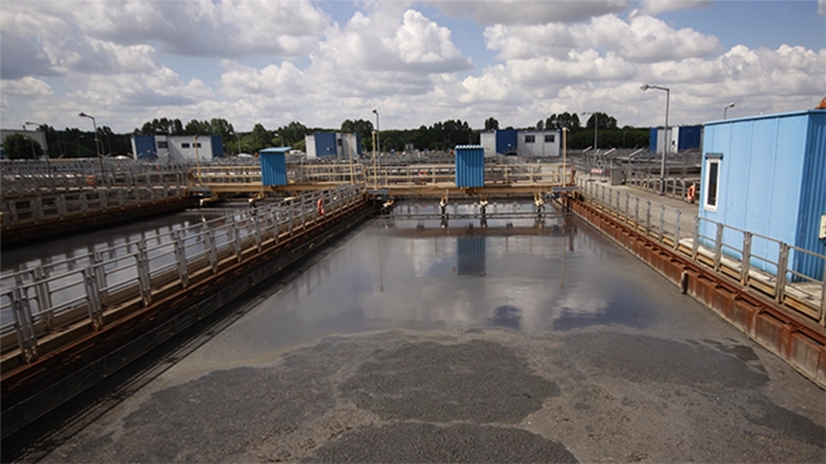Ultrasonic Liquid Level Detection for Sewage Tanks
