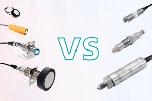 Ultrasonic level sensor vs. pressure level sensor